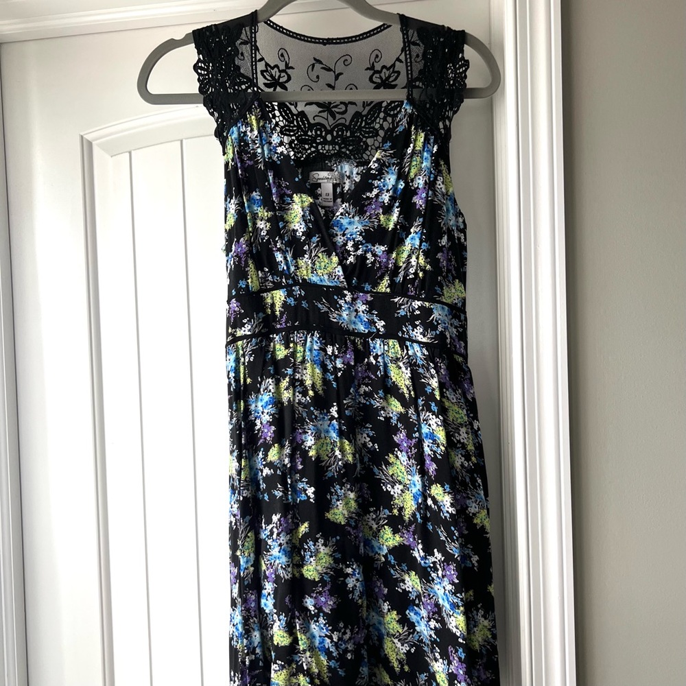 Speechless Midi Dress with Tie Back Wrap Front Lace Detail Maternity Friendly